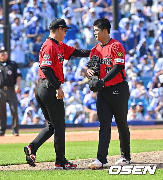 “오늘은 박재현 칭찬할 수밖에…” 꽃감독도 감탄한 데뷔 첫 5안타 쇼 [오!쎈 대구]