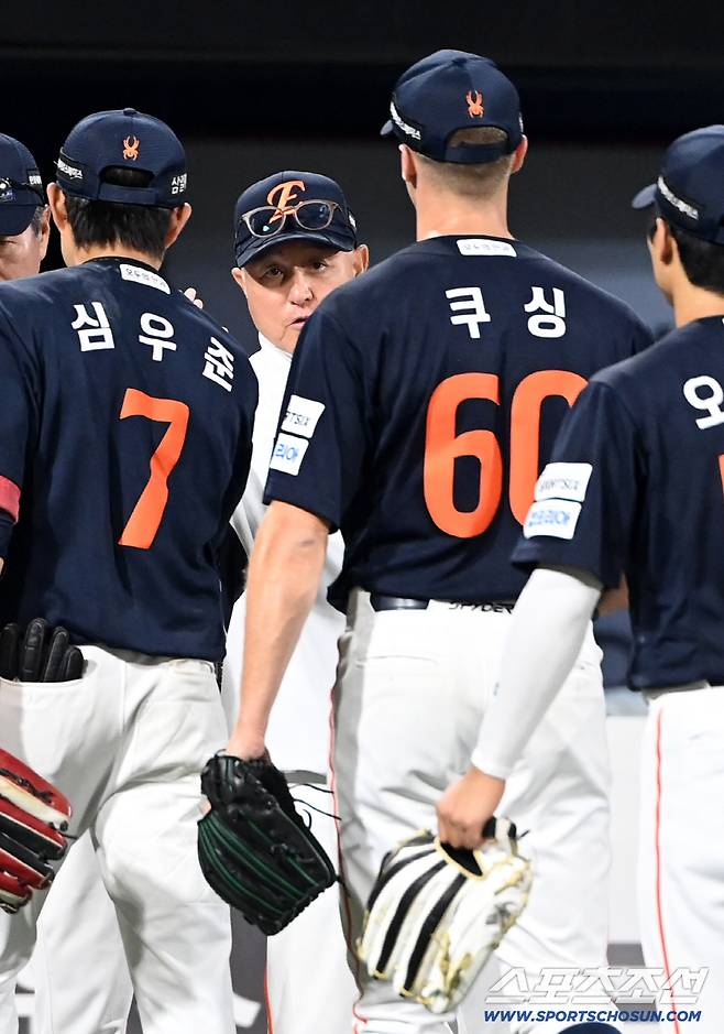 모두가 감동했던 '뒷문 헌신', 다시 오면 적이다?…
