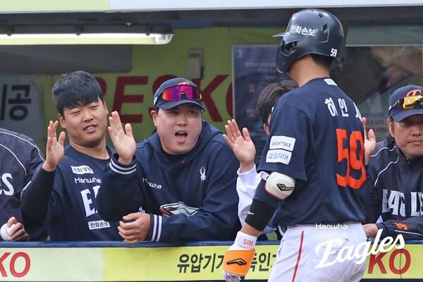 토요일 낮 2시 경기 편성 '불공정' 논란…