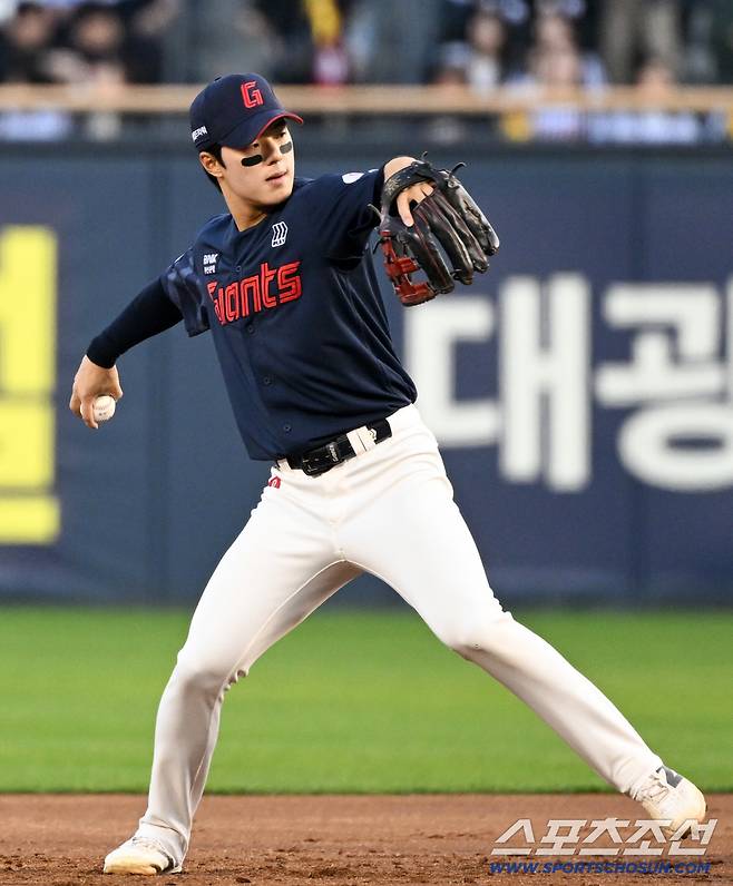 롯데, 퓨처스 5할 한태양 콜업! → 한화전 레이예스 나승엽 한동희 클린업 [대전 현장]
