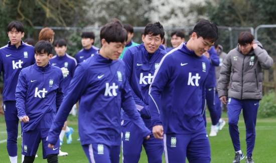 홍명보호에 월드클래스 없다…'22명 평범하거나 수준 이하'→해외 매체 분석, 스타는 손흥민+주목할 선수는 이강인