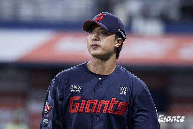 '와 10승 페이스' 롯데에 복덩이 들어왔네, 이러니 롯데 팬들이 반한다