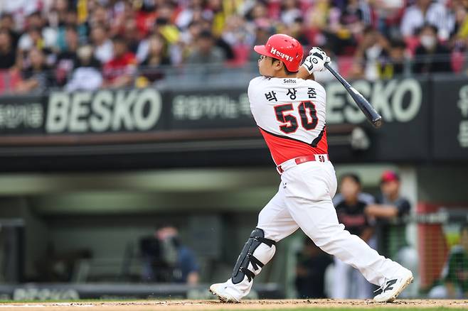 최형우가 다시 KIA 유니폼 입었다? ‘3000만원짜리’ KBO 최저연봉 선수 대박 예고