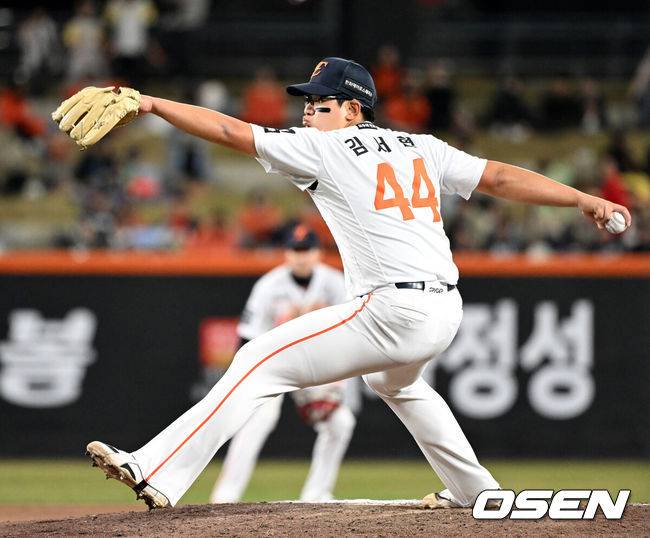 '헌신좌' 외인 떠나니 다시 드러난 불펜진 민낯…이민우까지 흔들, 김서현 복귀가 해답인가