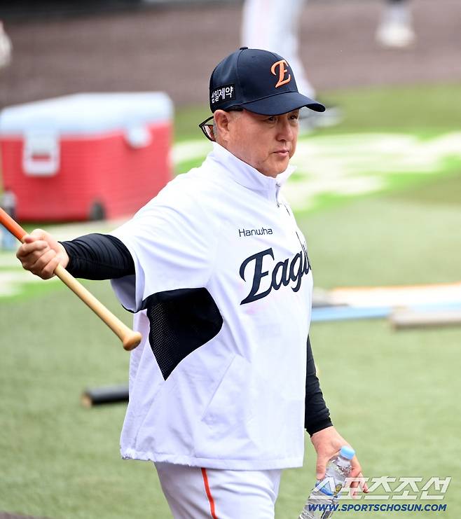우천취소 반색과 우려. 김경문 감독