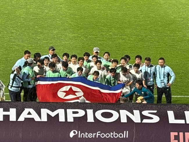 [AWCL 현장리뷰] 대한민국서 북한 인공기 펄럭!...'지소연 PK 실축' 수원FC 위민, 내고향에 1-2 역전패! 결승행 좌절