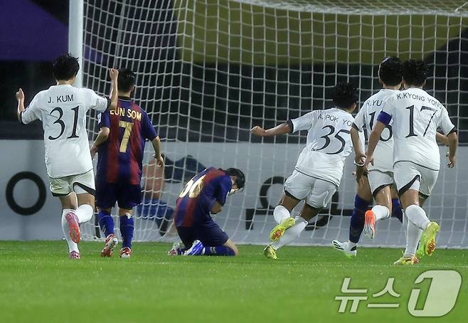 '지소연 PK 실축' 수원FC 위민, 北 내고향에 1-2 뼈아픈 역전패... AWCL 4강 탈락 [수원 현장리뷰]