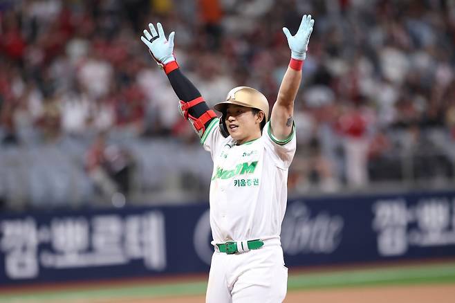 ‘어제는 홈런·오늘은 안타’ 연이틀 끝내기로 확실한 성공체험…김웅빈이 해냈다, 키움 3연승+위닝시리즈 확정