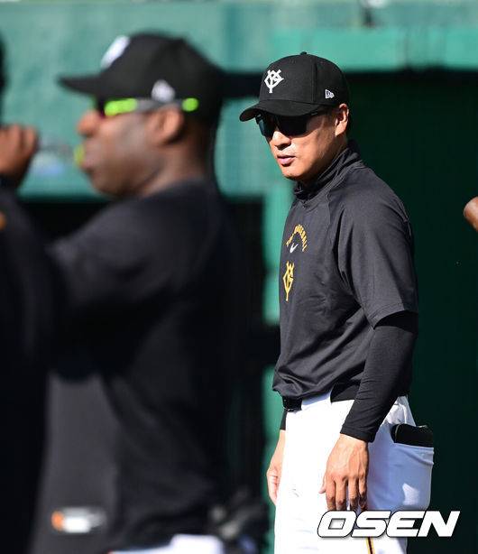 ‘홈런왕’ 이승엽 타격코치 존재감인가, 日 요미우리 3년 만에 홈런 1위 달린다…최근 7연승, 끝내기 홈런만 2차례