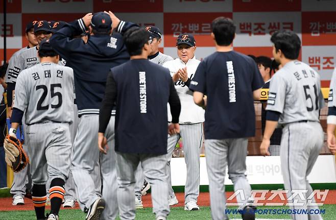 누가 대진을 이렇게 짠 거야...1위 싸움만 재밌냐, KIA-SSG-두산-한화도 박터진다