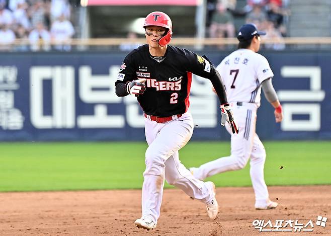 '1할 부진' KIA 亞쿼터 야수 2군행, 1R 출신 이 선수에게는 기회였다…