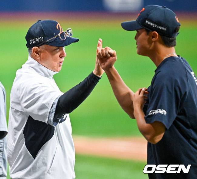 “오늘 5이닝 이상 던지면 되겠네”…정우주의 선발 투수 거듭나기, 김경문도 기대한다 [오!쎈 대전]