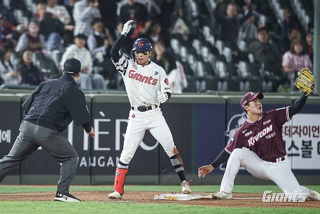 1위랑 8G 차라니, 키움 왜 이래?…아무도 달려나가지 못하는 이상한 시즌, 꼴찌가 강해보이는 ‘착시효과’[스경x이슈]
