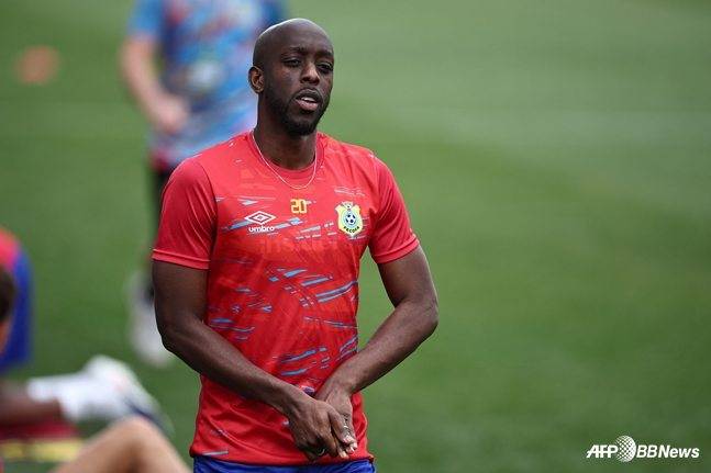 '에볼라 사태' 월드컵 본선 진출국 대위기, 무려 130명↑ 사망 확인... 출정식마저 포기했다
