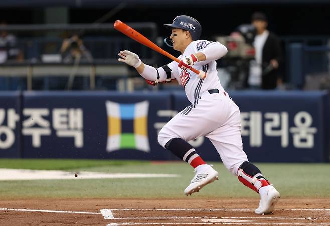 '한화 → 두산' 대형 트레이드 성사 → 마침내 빛 봤다, 2안타→2안타→0→2안타→2안타 '클래스는 영원하다'