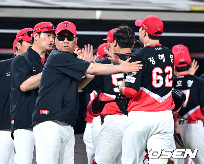 김호령 역전투런, 정해영 조기투입 완벽 4아웃...단독 4위 기분좋은 이범호