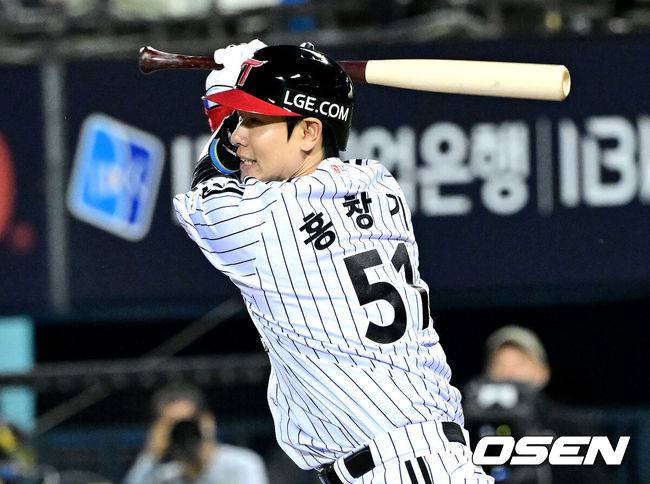 '밀어내기 볼넷' 염갈량 칼 빼들었다, 배재준 2군행...'타율 1할9푼7리' 홍창기, 톱타자 복귀, LG 주전 라인업