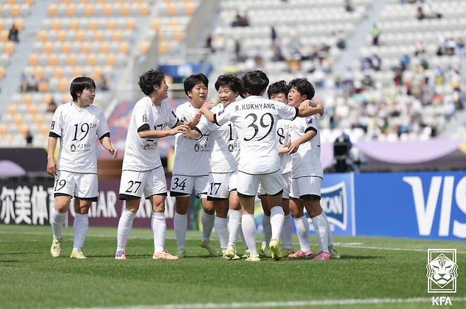 [현장 REVIEW] 이런 북한 축구 있었나...한국에서 15억원 방긋, 아시아 챔피언 등극 → AWCL 결승서 일본 도쿄 베르디에 1-0 승리