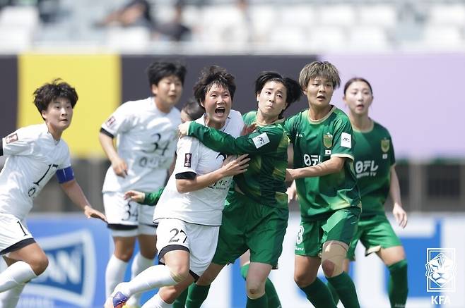 [현장 REVIEW] 이런 북한 축구 있었나...한국에서 15억원 방긋, 아시아 챔피언 등극 → AWCL 결승서 일본 도쿄 베르디에 1-0 승리