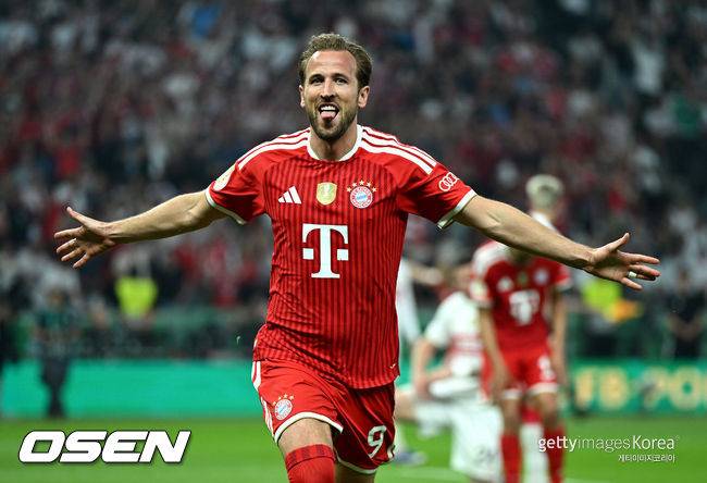 '역사 함께 썼다' 김민재, 바이에른 더블 완성...케인 해트트릭 폭발→DFB-포칼 우승