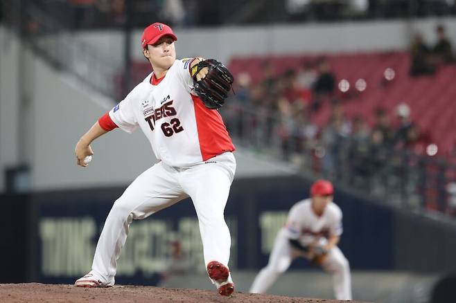 이범호도 신경 쓰는 정해영 KBO 역대 대기록… 기회는 왔다, 할 수 있을 때 해야 한다