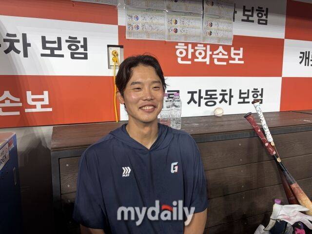 '와' ERA 0점대 실화인가, 연봉 3300만원 투수 대반전…육성선수→방출→테스트→롯데 믿을맨 우뚝