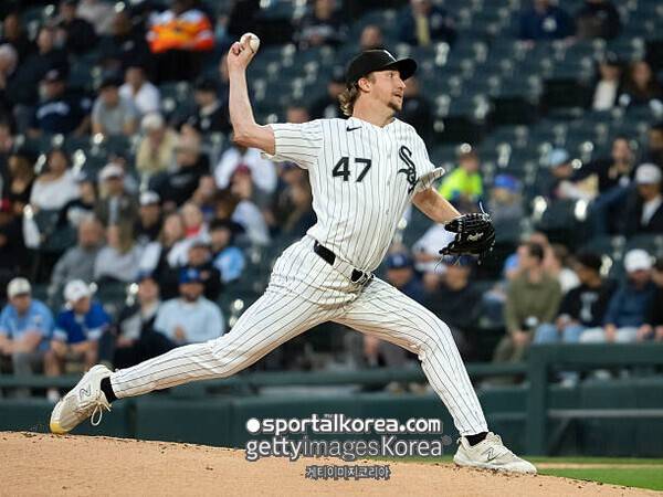 '3⅓이닝 8실점→0승 5패' KBO MVP가 어쩌다가 이렇게 됐나…이정후 빠진 SF 상대로 '와르르'