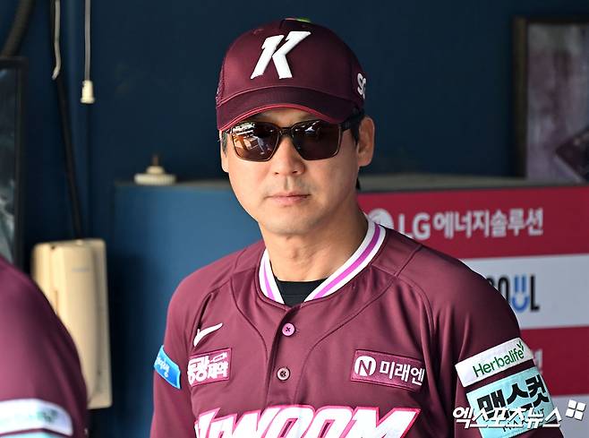 '최고 158km 쾅' 전체 1순위 신인 잘 던지면 뭐하나…치명적인 수비 실수가 흐름을 바꿨다 [잠실 현장]