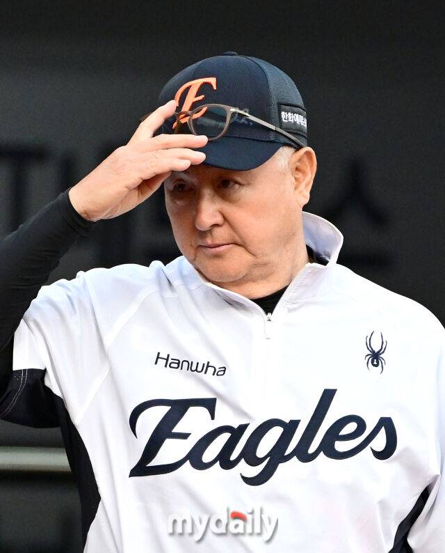 '이런 기적이' 작년 1군 0G 투수, 어떻게 한화 없어선 안 될 선수 됐나…
