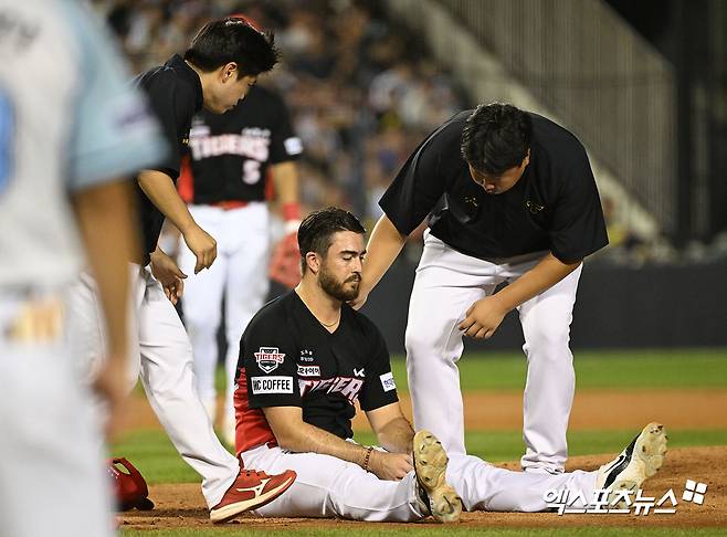 KIA V12 힘 보탠 '그 좌완', CPBL 'ERA 1.71' 압도적 투구→KBO 복귀 가능할까…