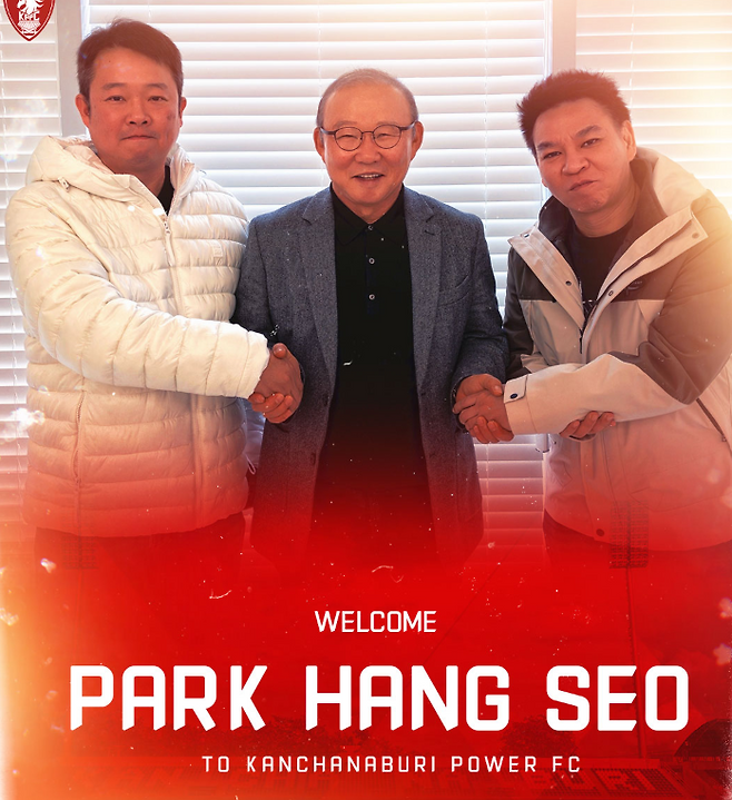 ‘베트남 영웅’ 박항서, 라이벌 태국 축구단 감독으로