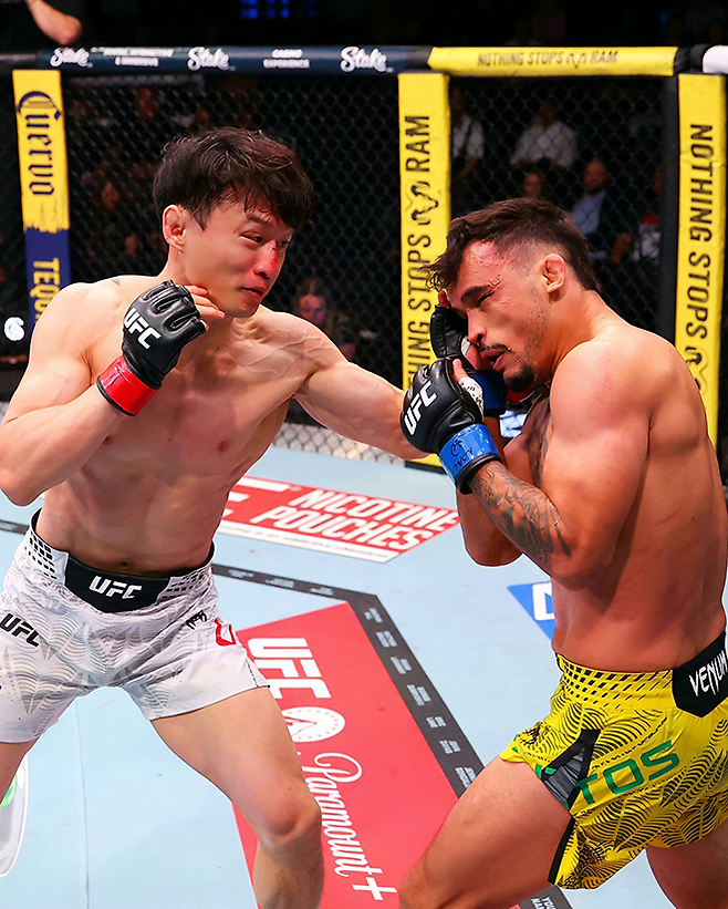 최두호 UFC 최다 KO승 3위…맥그레거와 동급