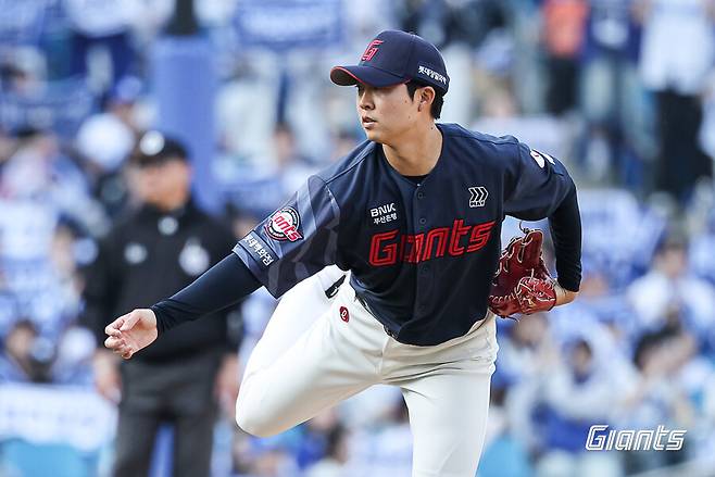 '허리 염좌' 157km 에이스 이탈 어떡하나…그래도 대안 전혀 없는 건 아니다