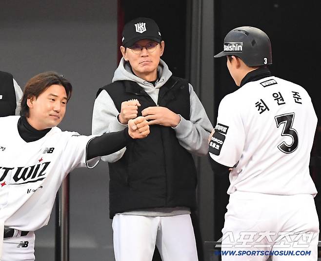4년 48억이 비싸다고? 어느덧 타격 1위 눈앞…'절치부심' 최원준, 자리가 사람을 만든다