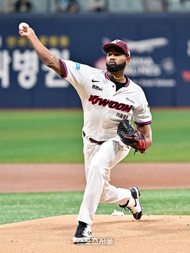 안우진·하영민·배동현·박준현…키움, ‘차고 넘치는’ 선발→‘묘수’가 필요해 [SS시선집중]