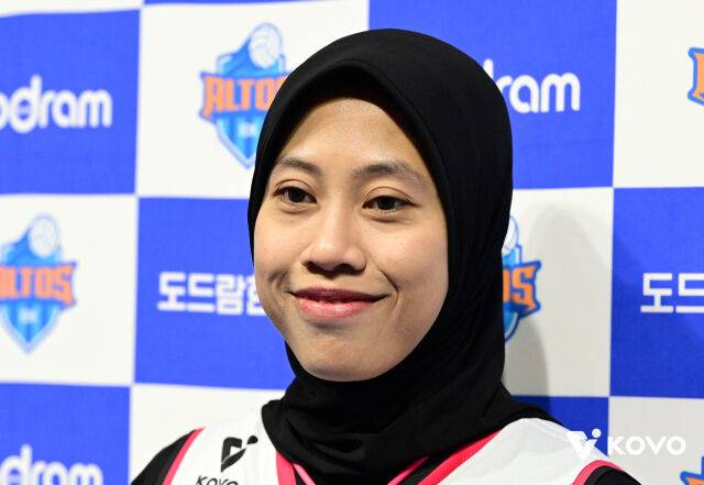 ‘인니 김연경’ 메가, 대표팀 활동 전면 중단...현지 매체 “충격적인 소식이다”