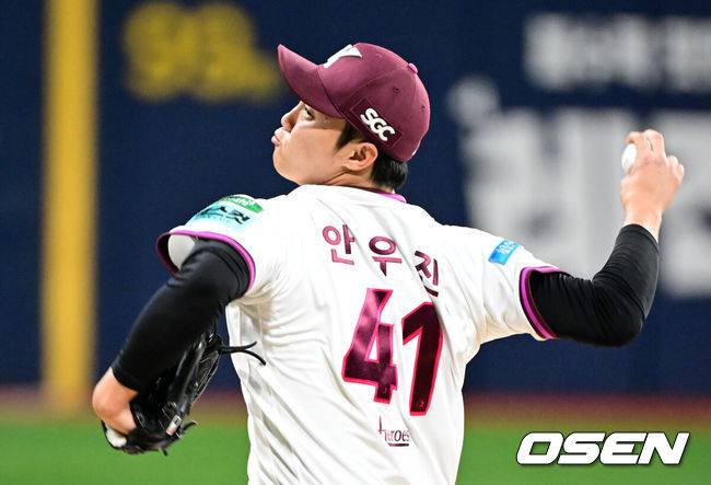 KIA 4연승 질주! '6이닝 6K 무실점 완벽투' 김태형 데뷔 첫 승 감격…키움은 3연패 수렁→10위 추락 [고척 리뷰]