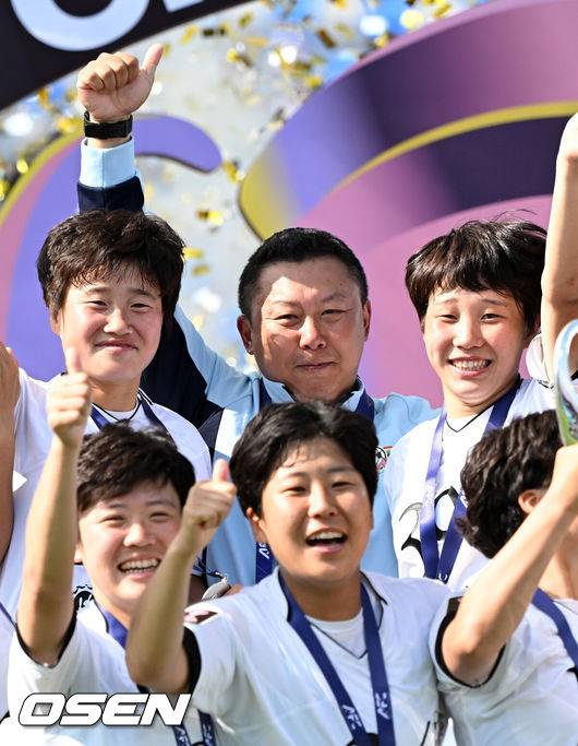 '김연경 김치찌개 회식 연상' 북한 응원에 3억, 수원엔 100만원? AWCL 뒤집은 역차별 논란