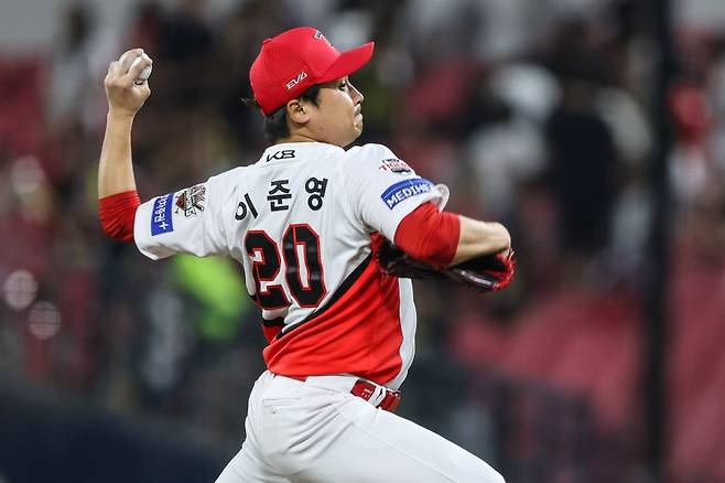 KIA가 12억이나 줬는데 아직 1경기도 쓰지도 못하다니… 웃픈 현실? 팀이 이렇게 달라지다니