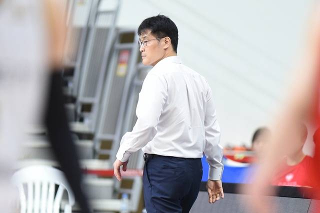 연세대 만나면 진다? 이제는 옛말이 됐다... '벌써 4패' 흔들리는 대학농구 명문