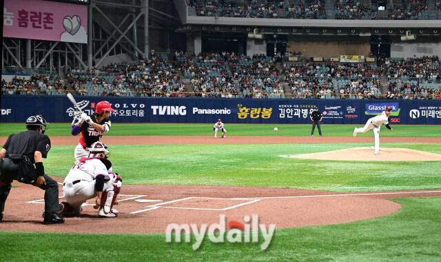 KIA에 진 것도 억울한데…고척에선 평생 ‘경기 후 특타’ 못한다? 키움은 준비했는데 불 껐다 ‘허무한 철수’[MD고척]