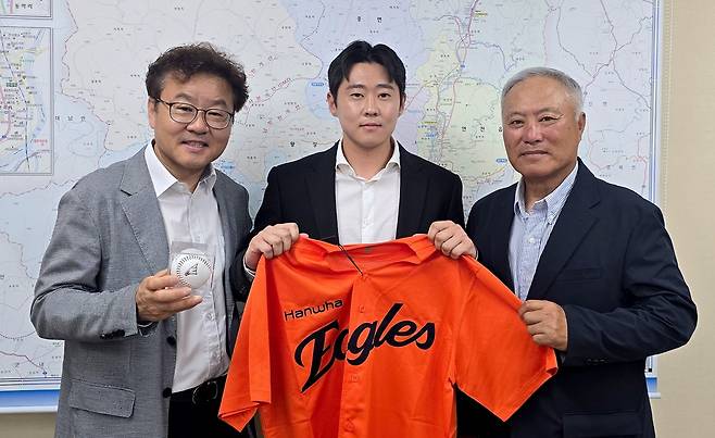 한화, 황영묵 잇는 '독립리그 신화' 또 탄생? 연천미라클 외야수 박상목, 이글스 육성선수 입단→