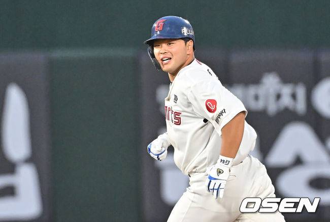 1:6에서 8:6으로 뒤집다…염갈량 작두 탔다→대타 문정빈 역전 2타점 3루타, LG 4연승, 롯데 3연패 [부산 리뷰]