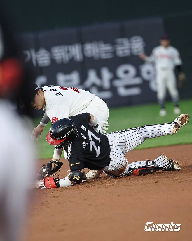 해도해도 너무했던 고승민…디테일이라곤 찾아볼 수 없었던 롯데 야구, 올라갈 수가 없다