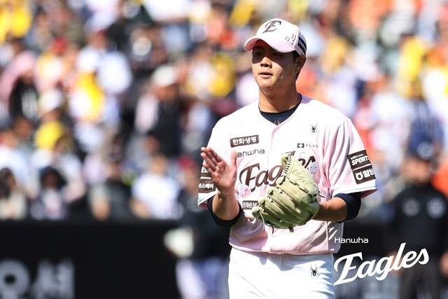 통한의 백투백 홈런에 발목 잡혔지만…‘5.2이닝 KKKKKK 3실점’ 선발 자격 입증한 한화 ‘불꽃준영’