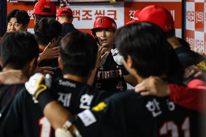 고척의 왕? 쾅쾅쾅쾅! 4방이면 충분…‘홈런 군단’ KIA, 오늘도 대포로 끝냈다→5연승 질주 [SD 고척 리포트]