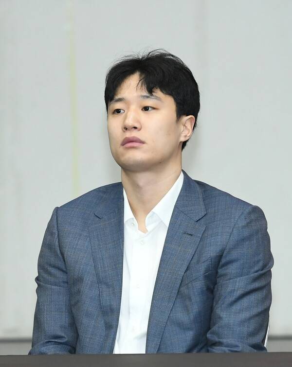 허웅, '전 연인 임신중절·마약 폭로' 첫 재판서 혐의 부인…