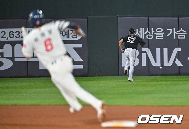 좌익수 수비에 울고 웃다…5:0→5:5→8:5, 황성빈 결승타, 롯데 LG 꺾고 3연패 탈출 [부산 리뷰]