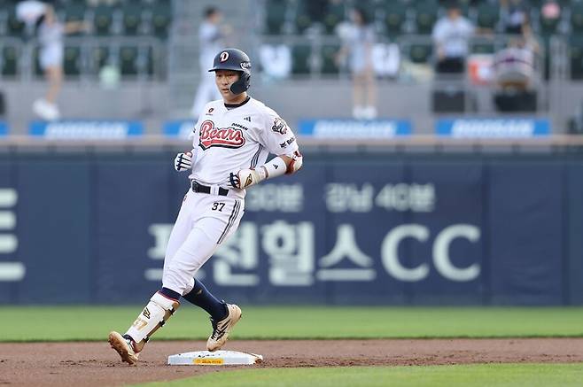 0:2→11:3 잠실에서 대체 무슨 일이?…7~9회에만 10득점! KT, 두산에 대역전승 [잠실 게임노트]