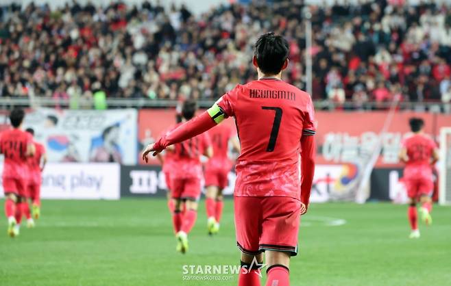 이강인도, 황희찬도 '글쎄'... ESPN 지적, 손흥민 도울 '확실한 선수'가 없다
